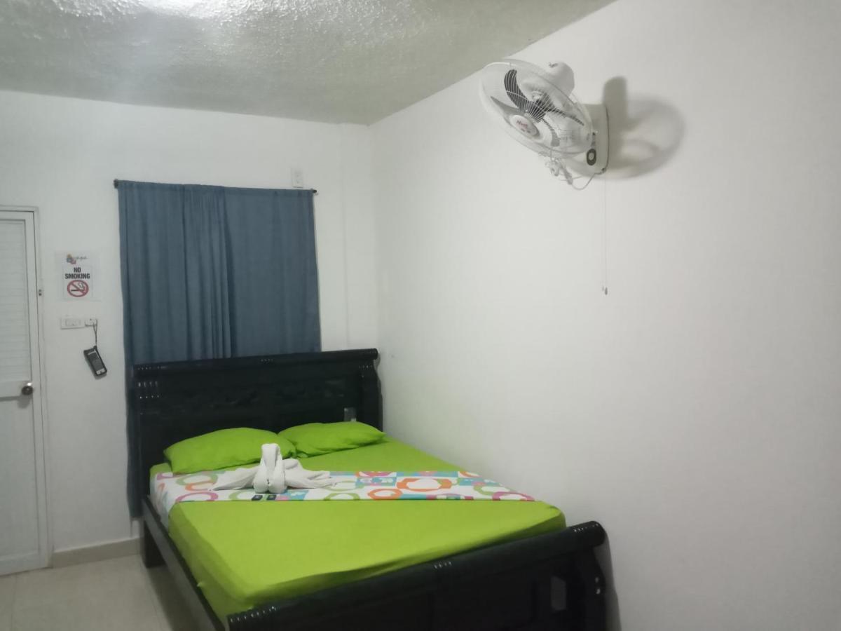 Hostal Cuyagua Palomino Εξωτερικό φωτογραφία