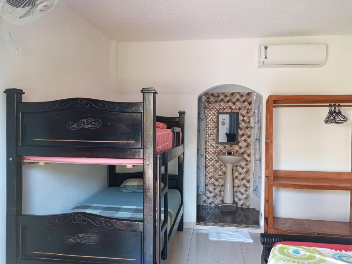 Hostal Cuyagua Palomino Εξωτερικό φωτογραφία