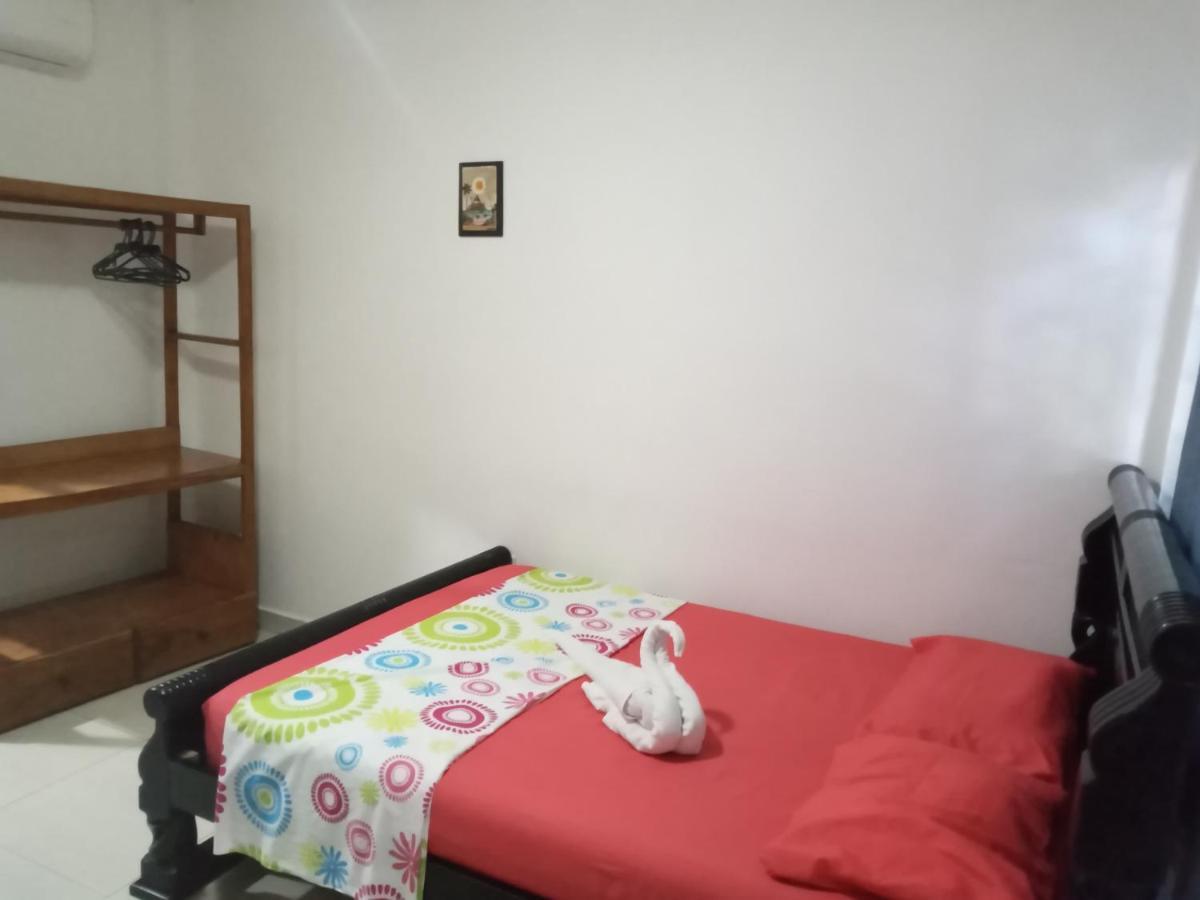 Hostal Cuyagua Palomino Εξωτερικό φωτογραφία